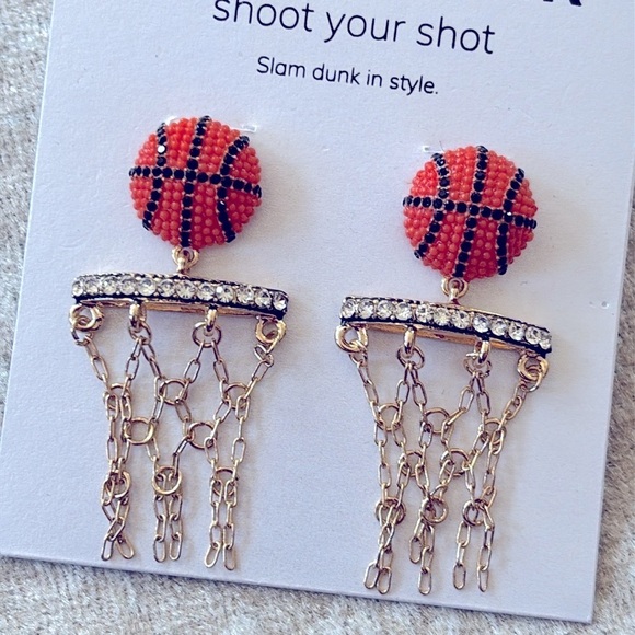 Brand New BaubleBar Basketball Drop Earrings Gold Tone Chain Net March Madness - Picture 2 of 12